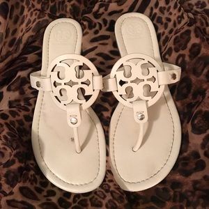 🔥Tory Burch White Miller Sandals🔥